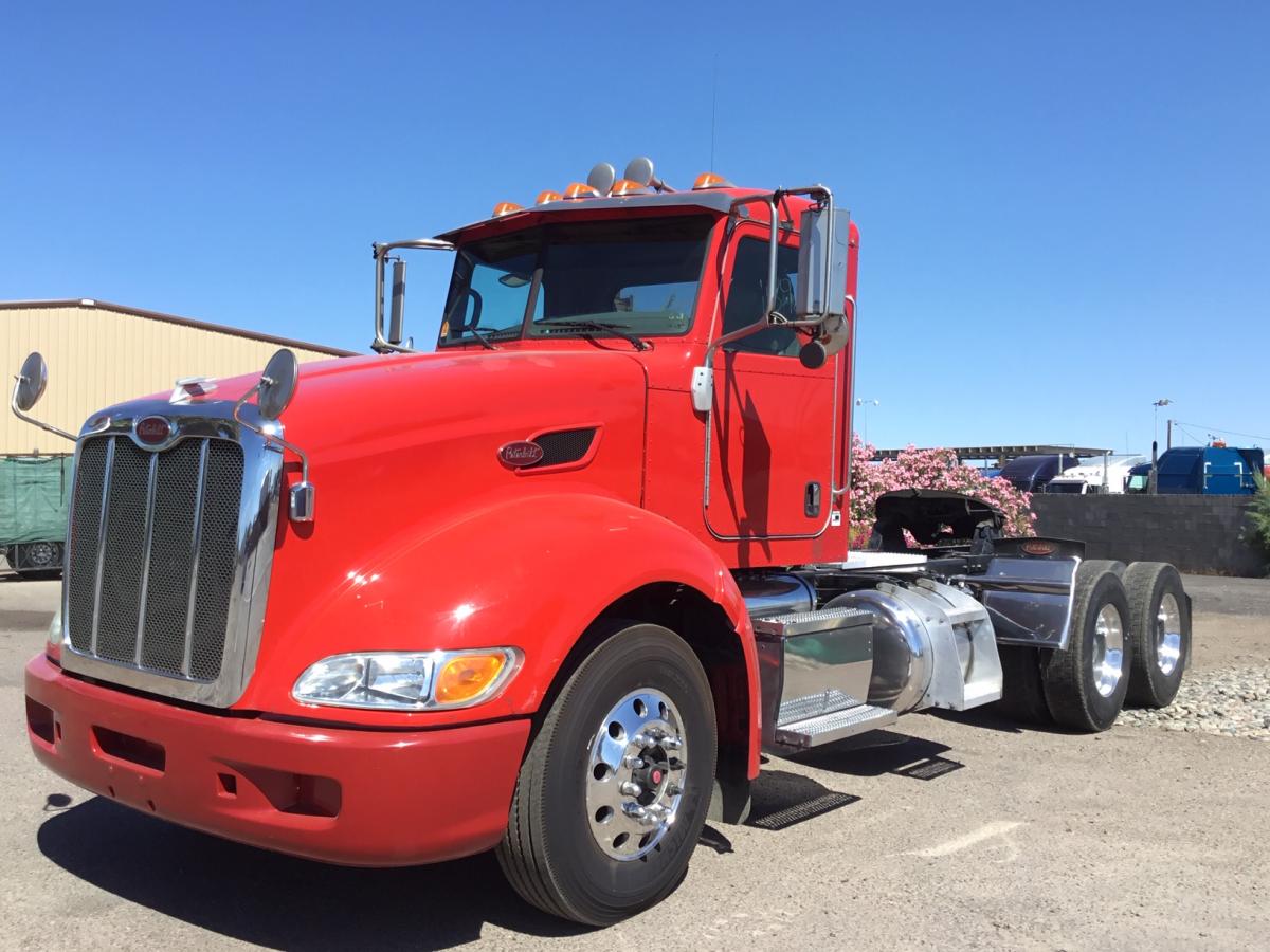 2009 Peterbilt 386 1692