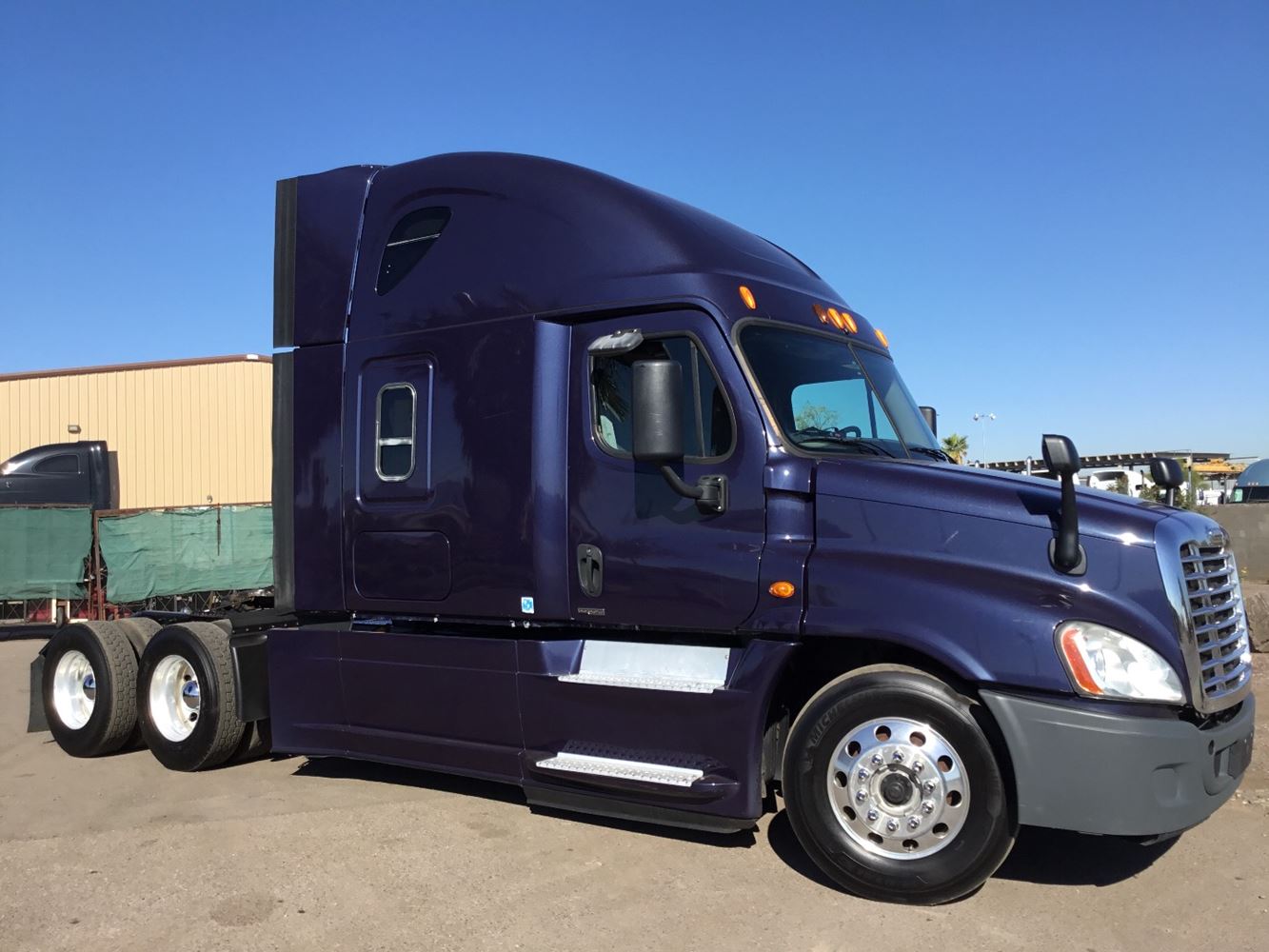 Freightliner Cascadia Navy Blue