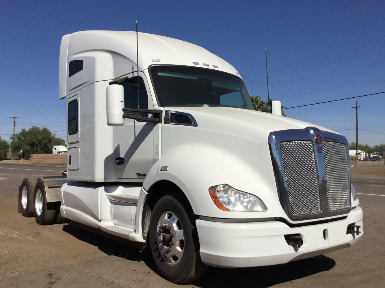 2016 Kenworth T680 #1586