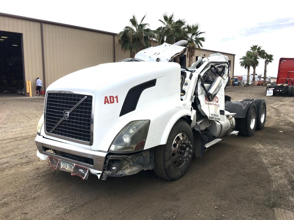 2009 Volvo VNL