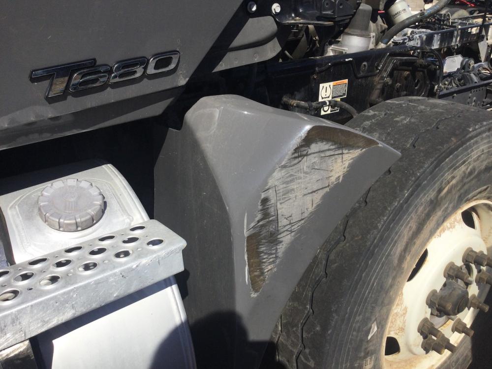 2019 Kenworth T680 Fender Extension