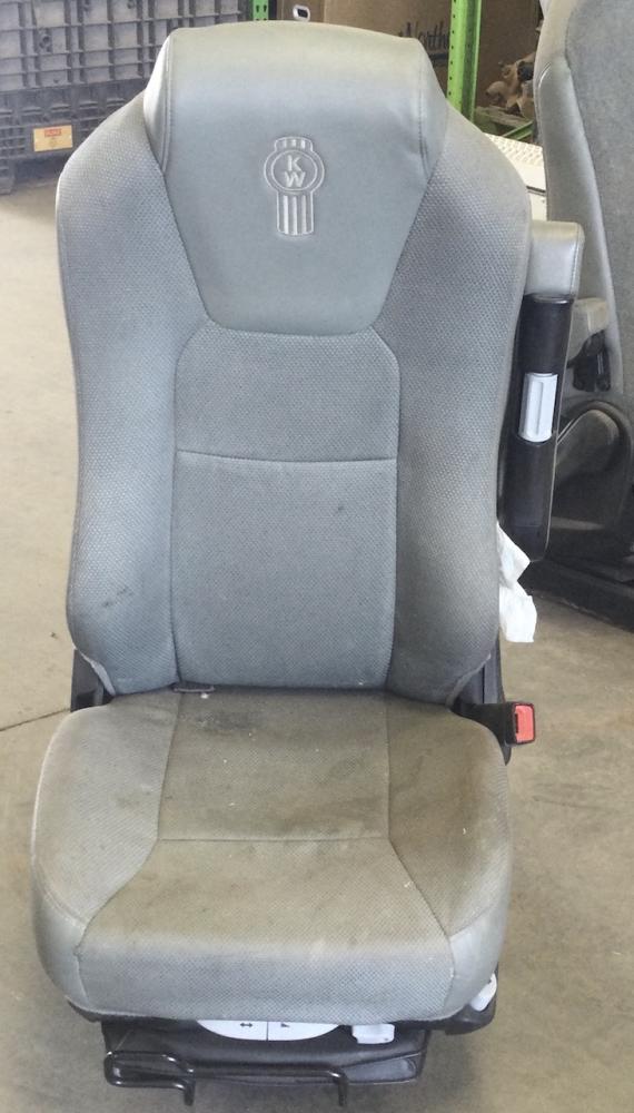 2019 KW T680 Passenger Seat 