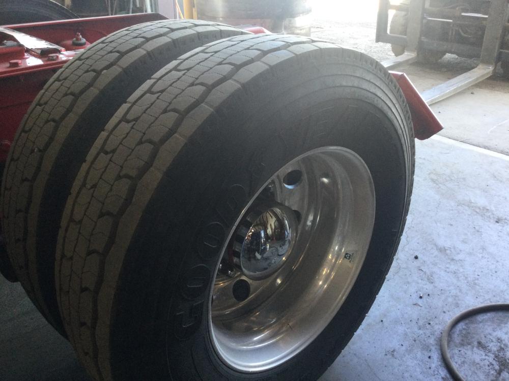 Goodyear Tires 295/75R22.5