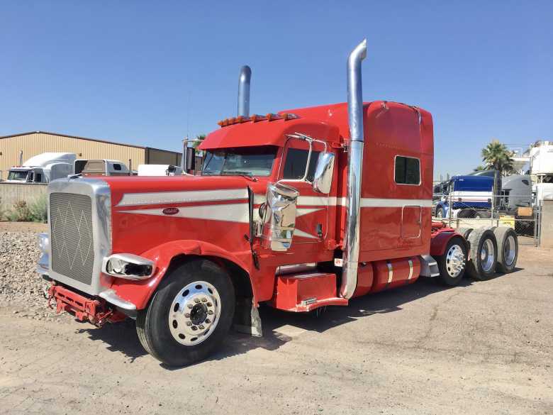 2023 Peterbilt 389