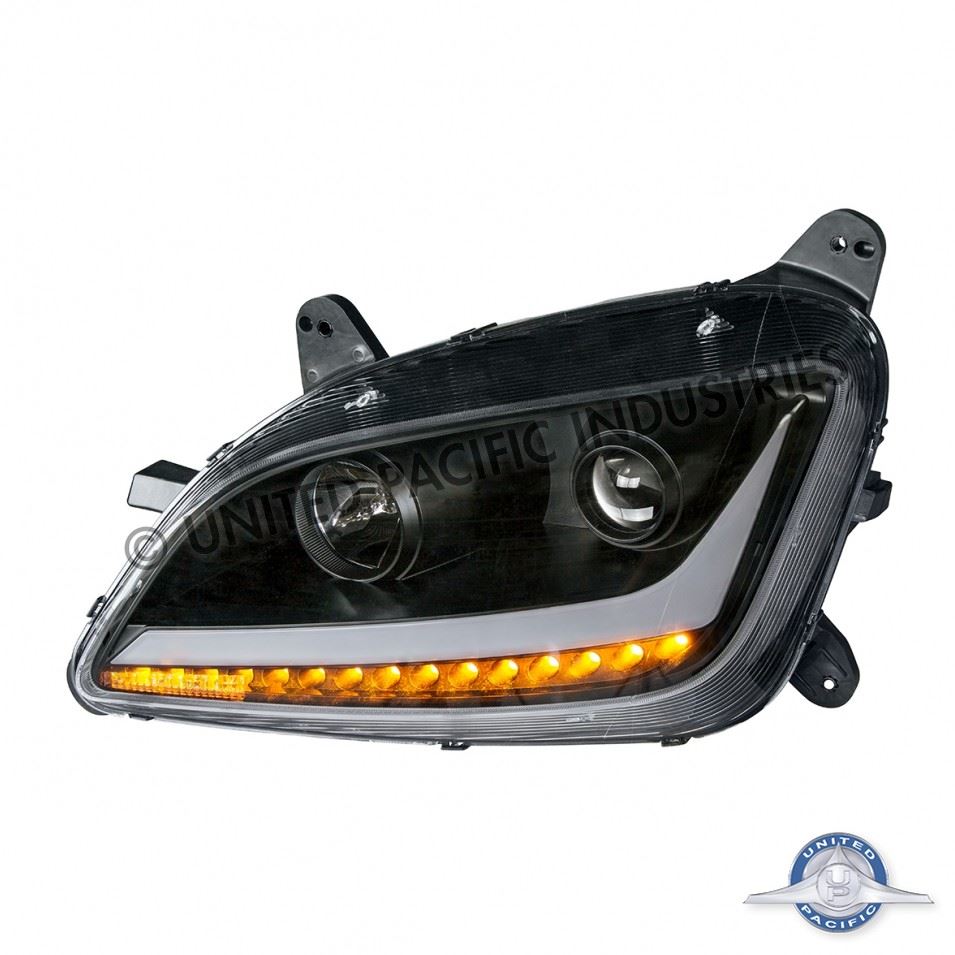 579/587 Peterbilt Headlight - Driver