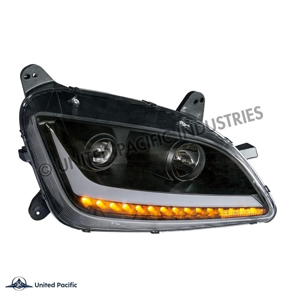 579/587 Peterbilt Headlight - Passenger